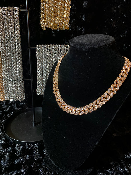 Gold Cuban link necklace
